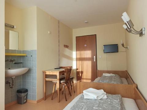 Restaurant El Greco Hostel Gundelfingen an der Donau Ngoại thất bức ảnh